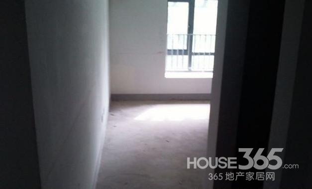 21世纪好房推荐 南北通透 新空毛坯 看房方便 学区户口 未来地铁