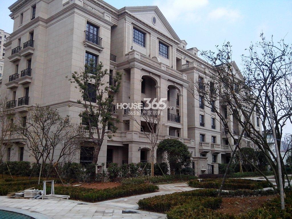 华盛达阅城:三期大户型在售 均价21000元/平方米