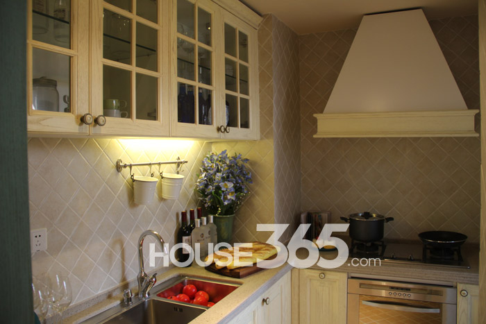 华润二十四城73平米样板间,房子不大,地中海风